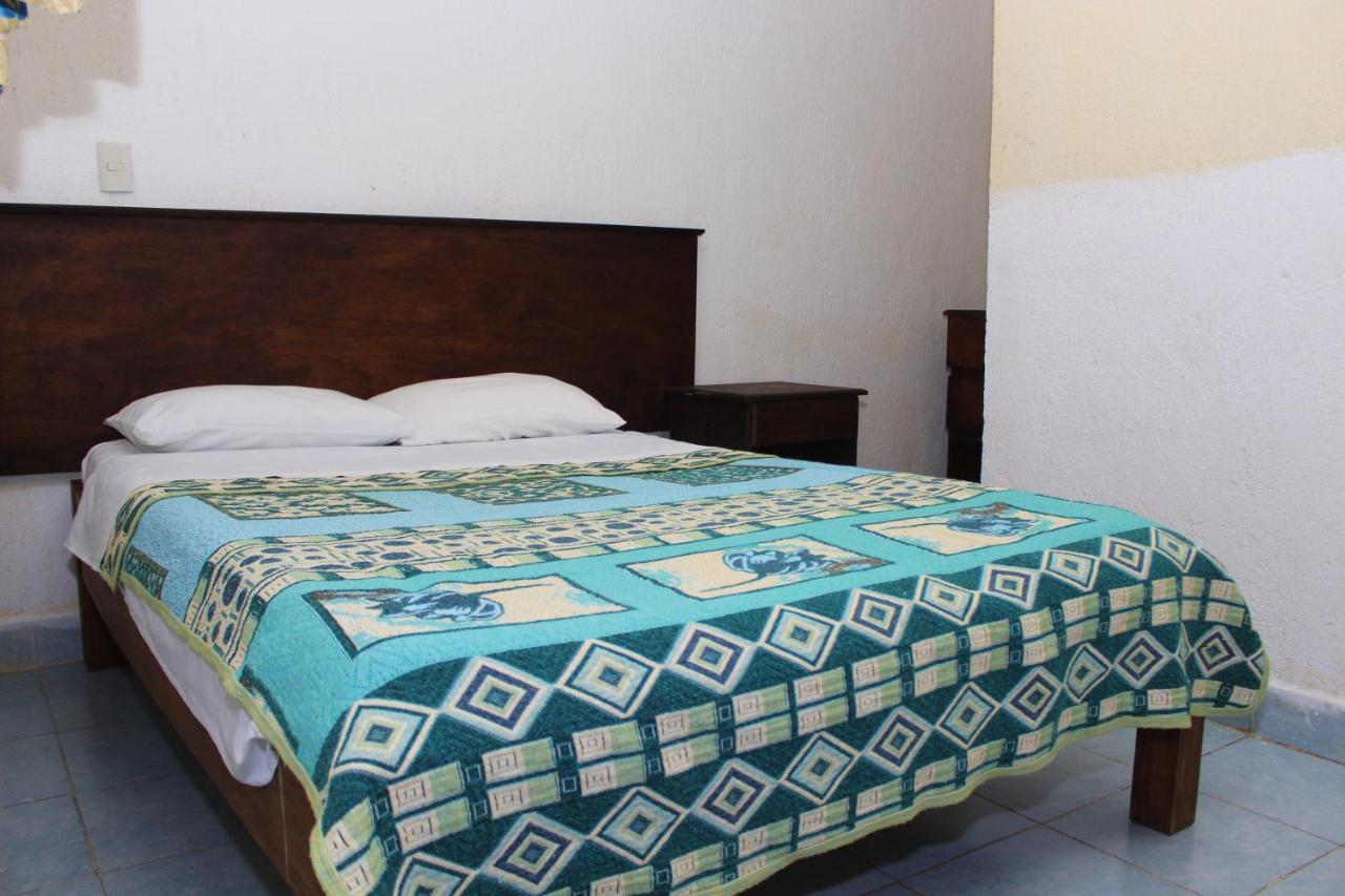 Hotel Alejandra San Felipe Ecatepec Exterior foto